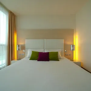Hotell Tower Plaza