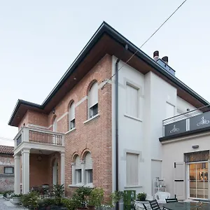 Dafne 2*, Trévise Italie